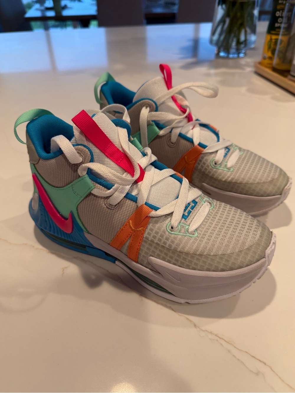 Nike LeBron Witness 7 Grey Fog Multi-Color Size 4.5